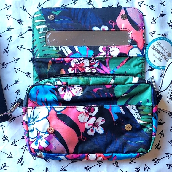 LeSportsac Hawaii floral clutch - Picture 3 of 8